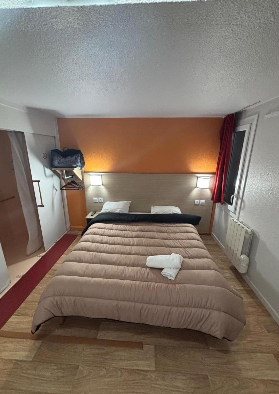 Premiere Classe Fontenay Tresigny Extérieur photo